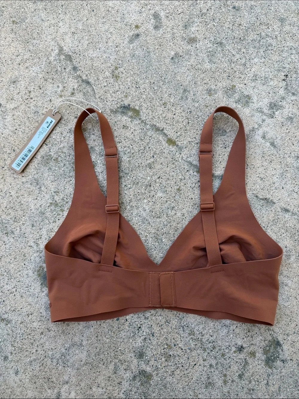 SKIMS Naked Plunge Bronze Bra Women's Size XXS NWT - Picture 3 of 7